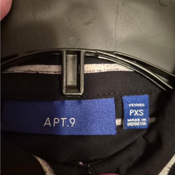 Apt. 9 Black and White Striped Blouse - Picture 3 of 3